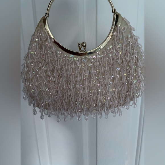 Banana Republic Elegant Pale Pink Beaded Silk Evening Bag - Picture 12 of 16